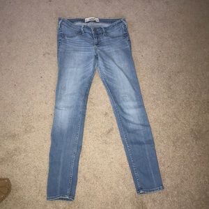 HOLLISTER JEGGINGS